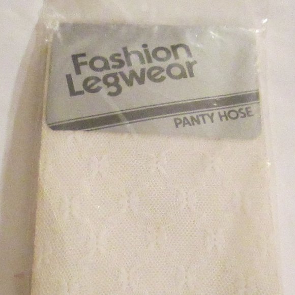 BUNDLE OF 6 VINTAGE HOSIERY (LIGHT COLORS) - Picture 12 of 14